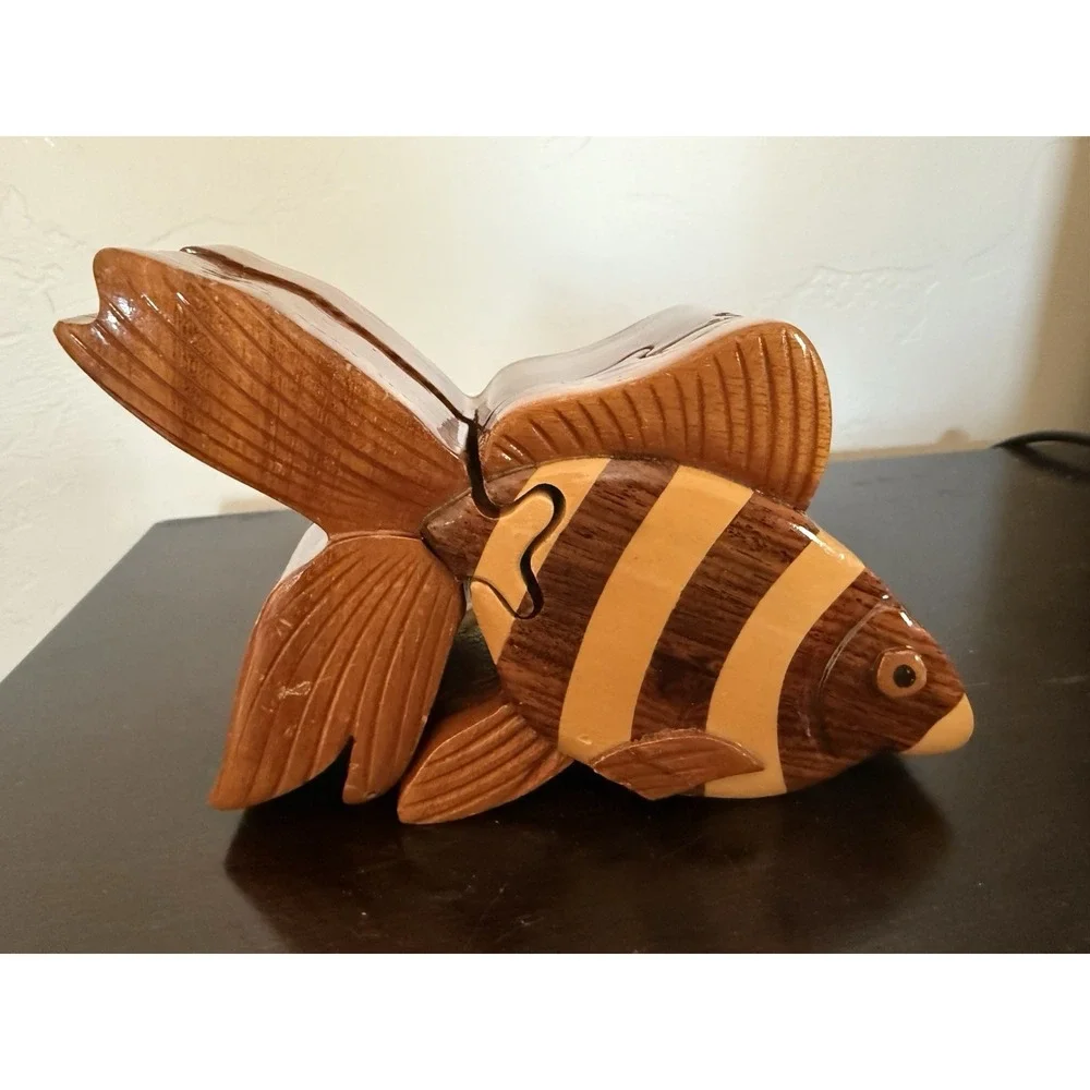 Fish- Wooden Puzzle Box Decorative Jewelry Trinket Box Handmade Vtg‎ Red Velvet